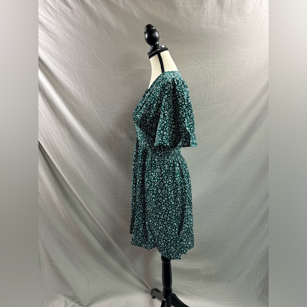 Green Floral Printed Ruffle Short Sleeve Dress - Picture 9 of 9
